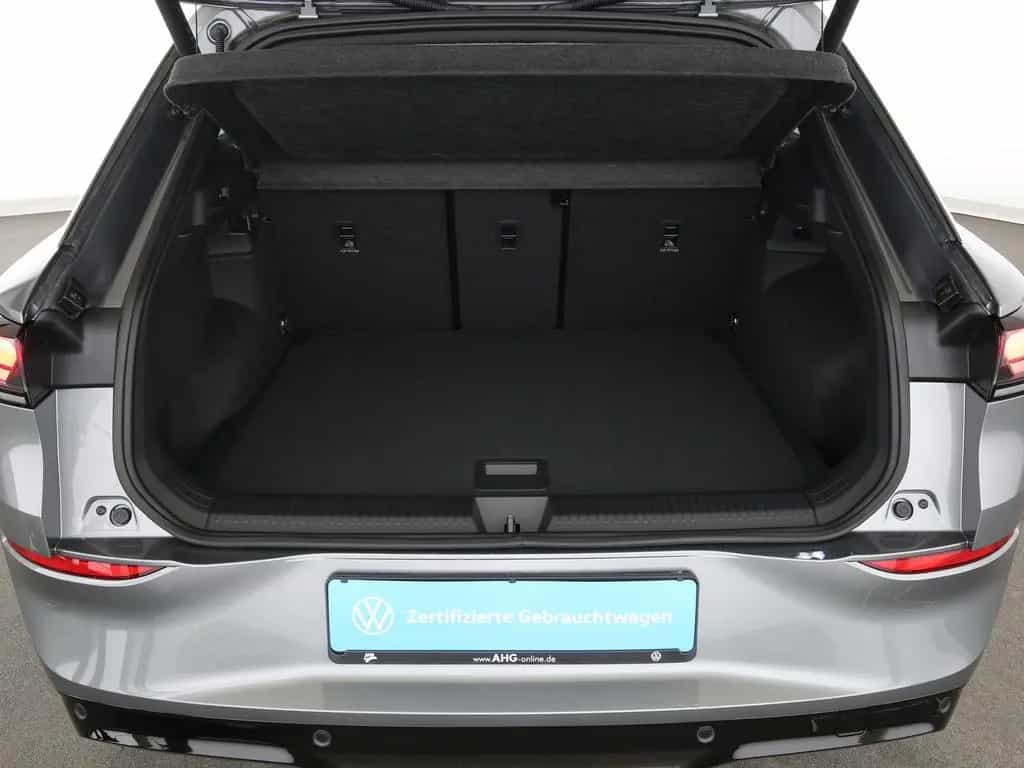 Volkswagen T-Roc 1.5TSI DSG R-Line neues Modell LEDPlus AHK 02/2026-photo-24