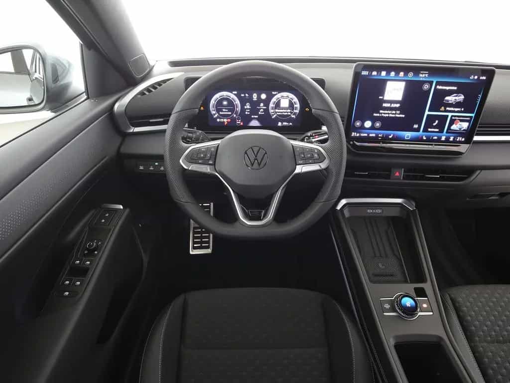 Volkswagen T-Roc 1.5TSI DSG R-Line neues Modell LEDPlus AHK 02/2026-photo-9