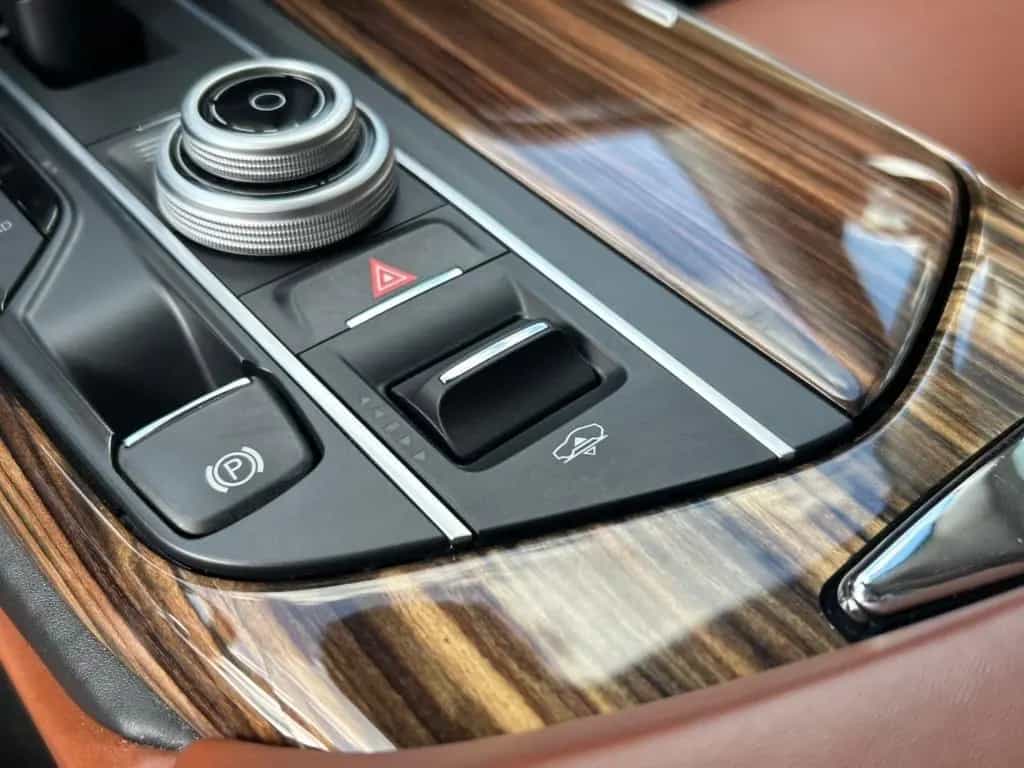 Maserati Levante S 06/2016-photo-12