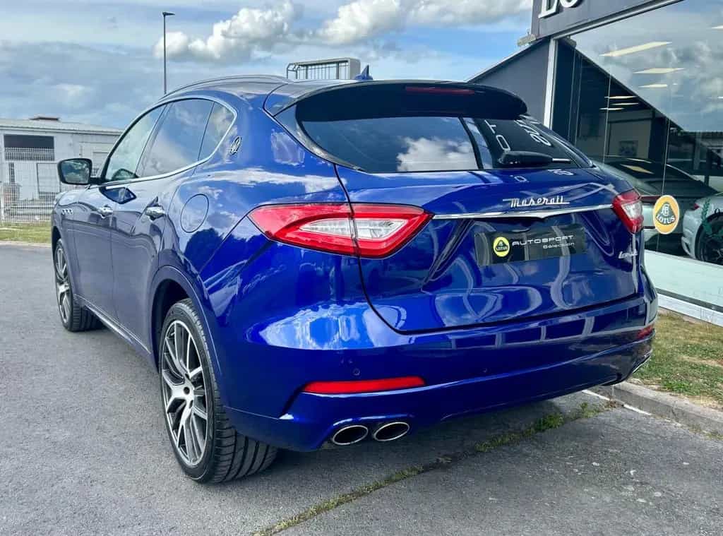 Maserati Levante S 06/2016-photo-2