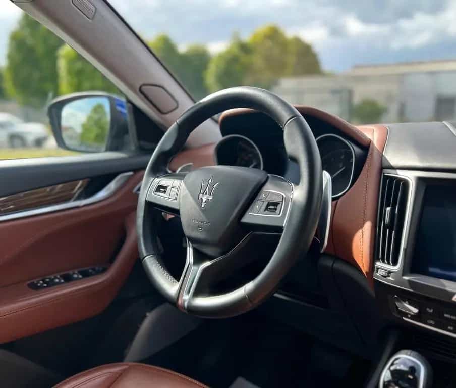 Maserati Levante S 06/2016-photo-26