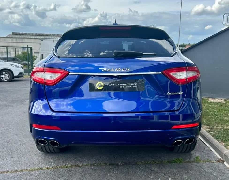 Maserati Levante S 06/2016-photo-32