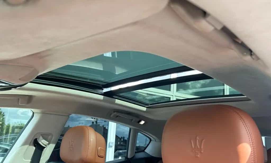 Maserati Levante S 06/2016-photo-39