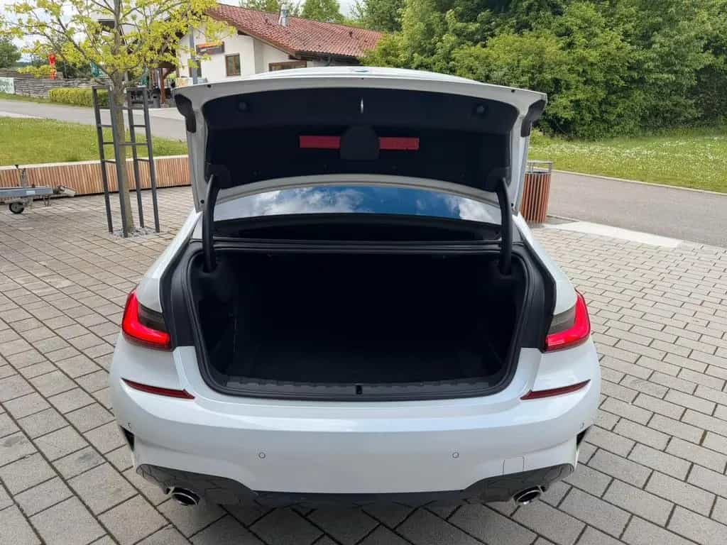 BMW 320 i xDrive M Sport/LIM/LED/CAM/NAVI/SHZ/ 11/2019-photo-26