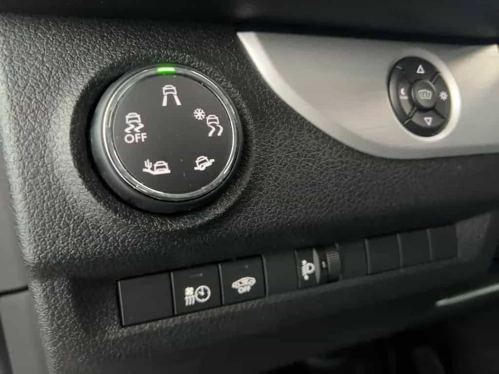 Opel Zafira Life 2.0 D M Elegance 11/2020-photo-17