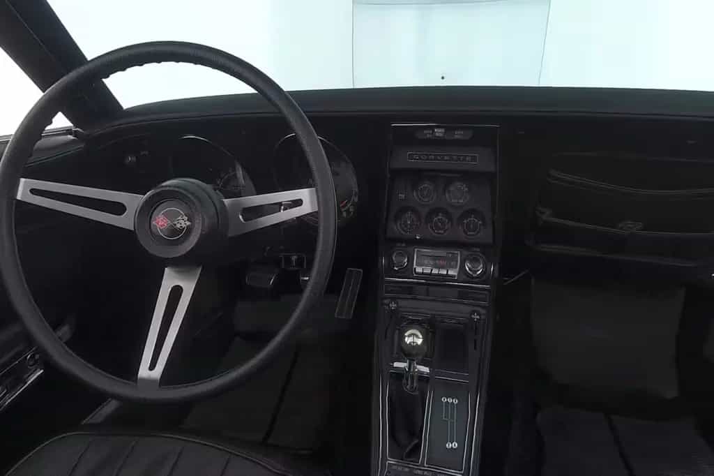 Corvette C3 LT-1 Stingray Targa Originalzustand 07/1971-photo-16