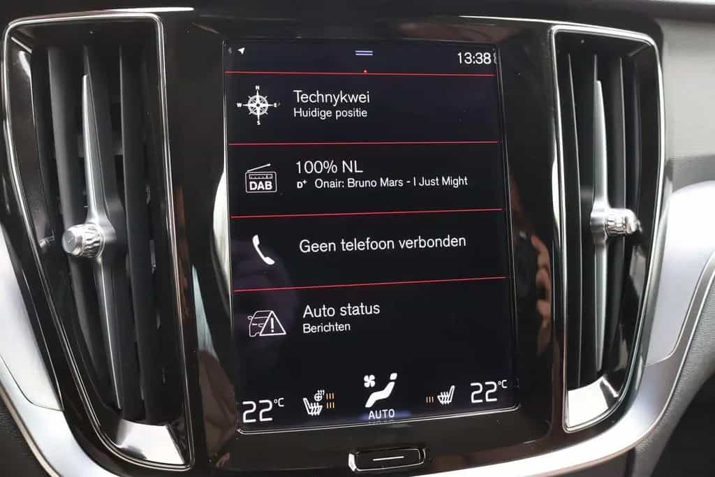 Volvo V60 2.0 B3 Momentum | Origineel NL | ACC | Camer 01/2022-photo-13
