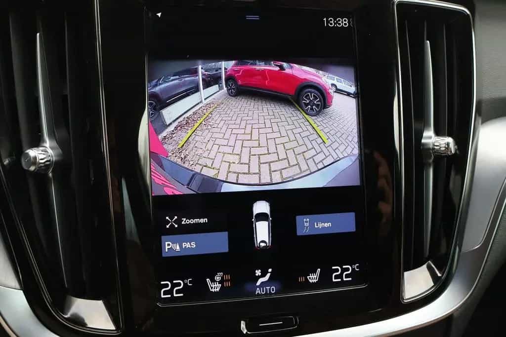 Volvo V60 2.0 B3 Momentum | Origineel NL | ACC | Camer 01/2022-photo-14