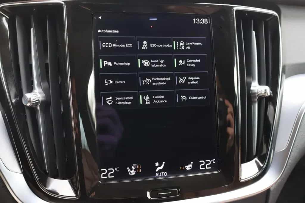 Volvo V60 2.0 B3 Momentum | Origineel NL | ACC | Camer 01/2022-photo-15