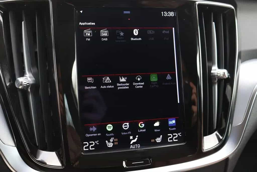 Volvo V60 2.0 B3 Momentum | Origineel NL | ACC | Camer 01/2022-photo-16