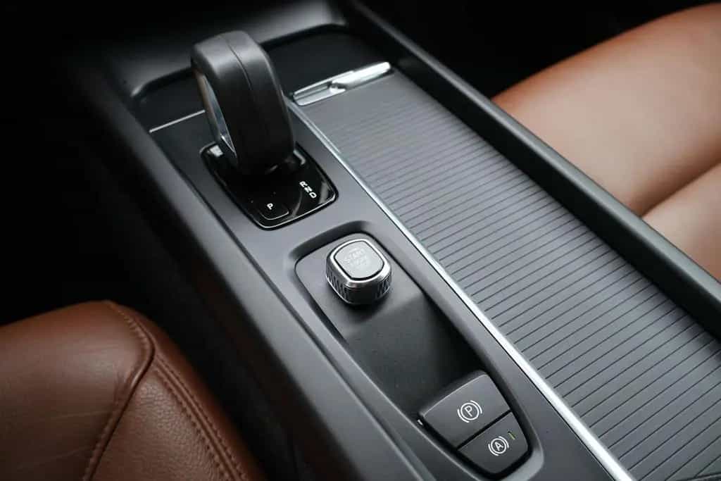Volvo V60 2.0 B3 Momentum | Origineel NL | ACC | Camer 01/2022-photo-18