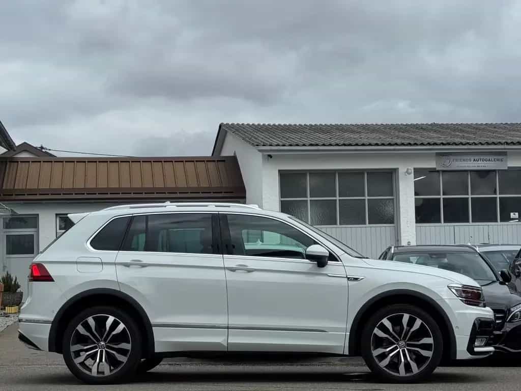 Volkswagen Tiguan 2.0 R-Line 4Motion*DSG*GARANTIE 04/2017-photo-1