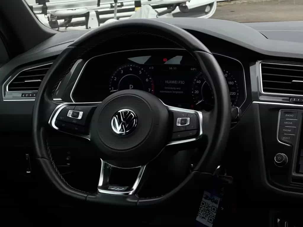 Volkswagen Tiguan 2.0 R-Line 4Motion*DSG*GARANTIE 04/2017-photo-8