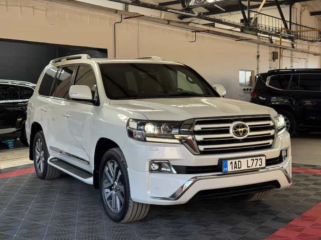 Toyota Land Cruiser 200 4.5 v8 diesel 2018 04/2018-photo-0