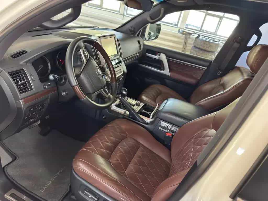 Toyota Land Cruiser 200 4.5 v8 diesel 2018 04/2018-photo-12