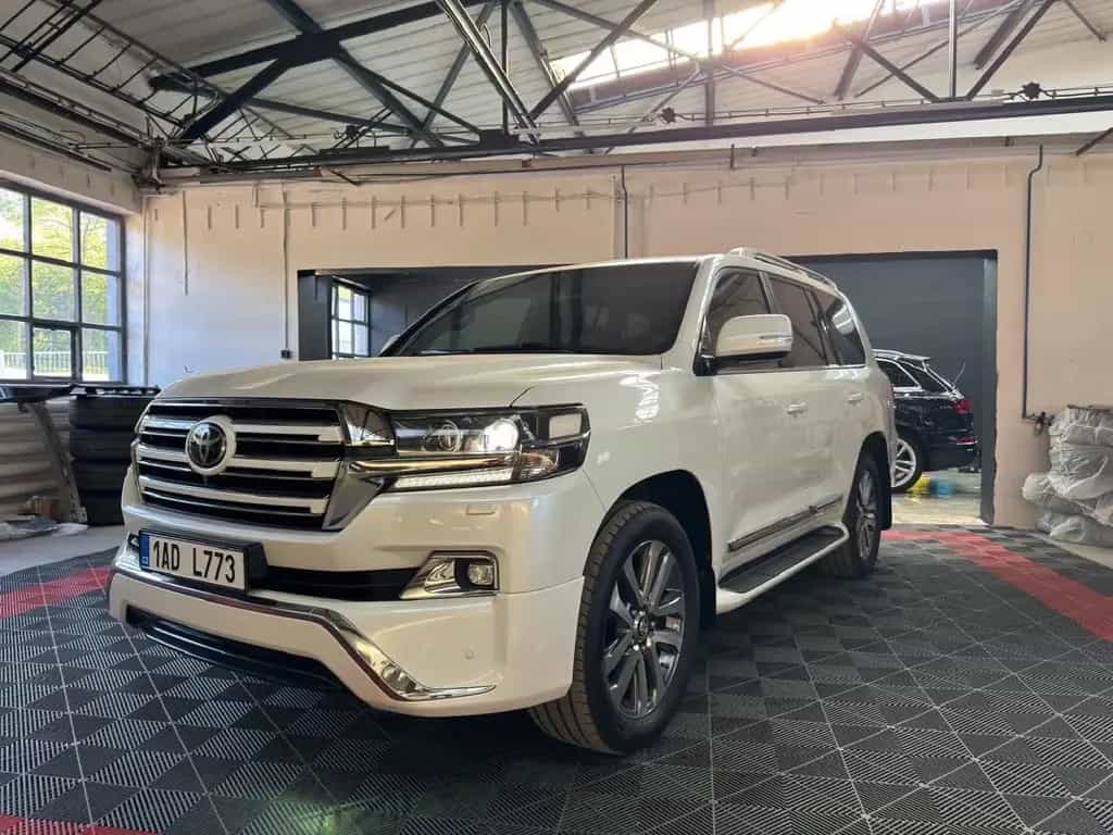 Toyota Land Cruiser 200 4.5 v8 diesel 2018 04/2018-photo-5