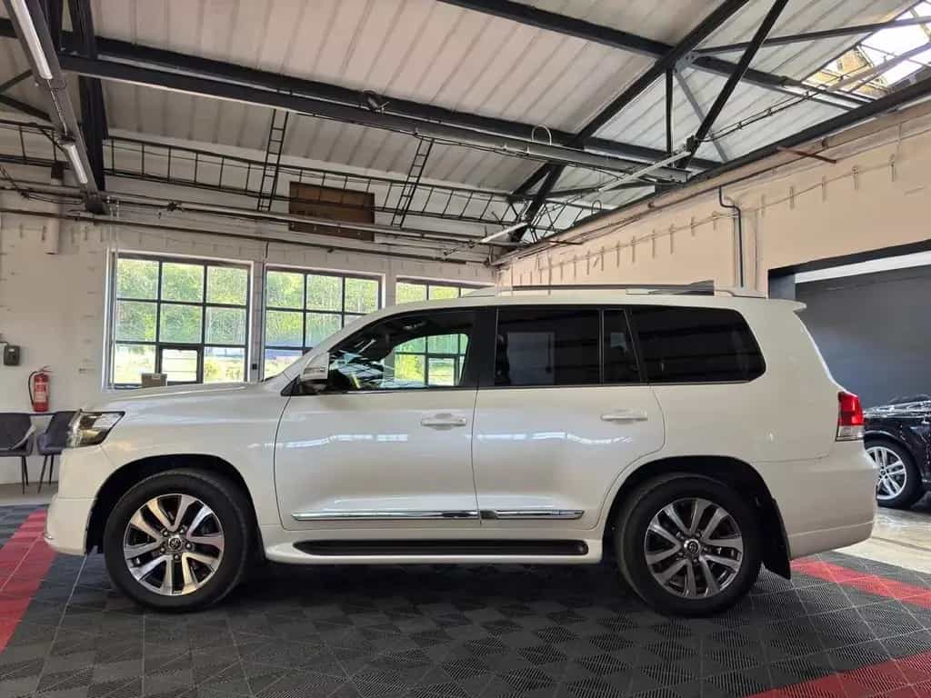 Toyota Land Cruiser 200 4.5 v8 diesel 2018 04/2018-photo-8
