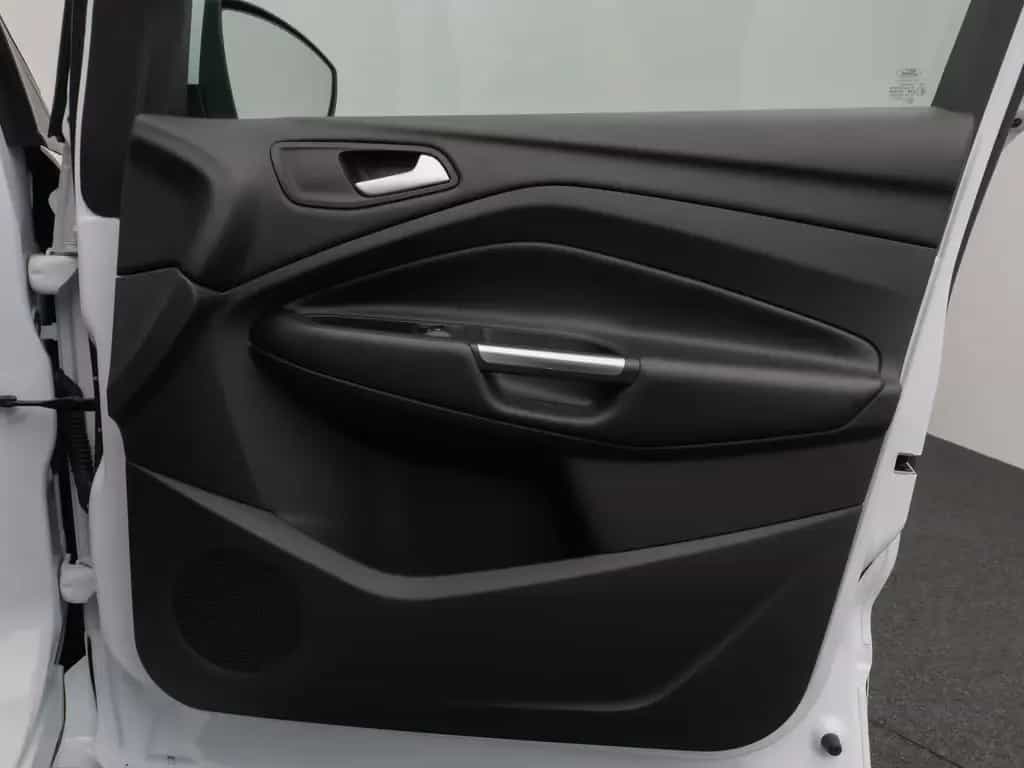 Ford Kuga ST-Line Kamera Lenkrhzg Navi AHK Komfort 04/2018-photo-27