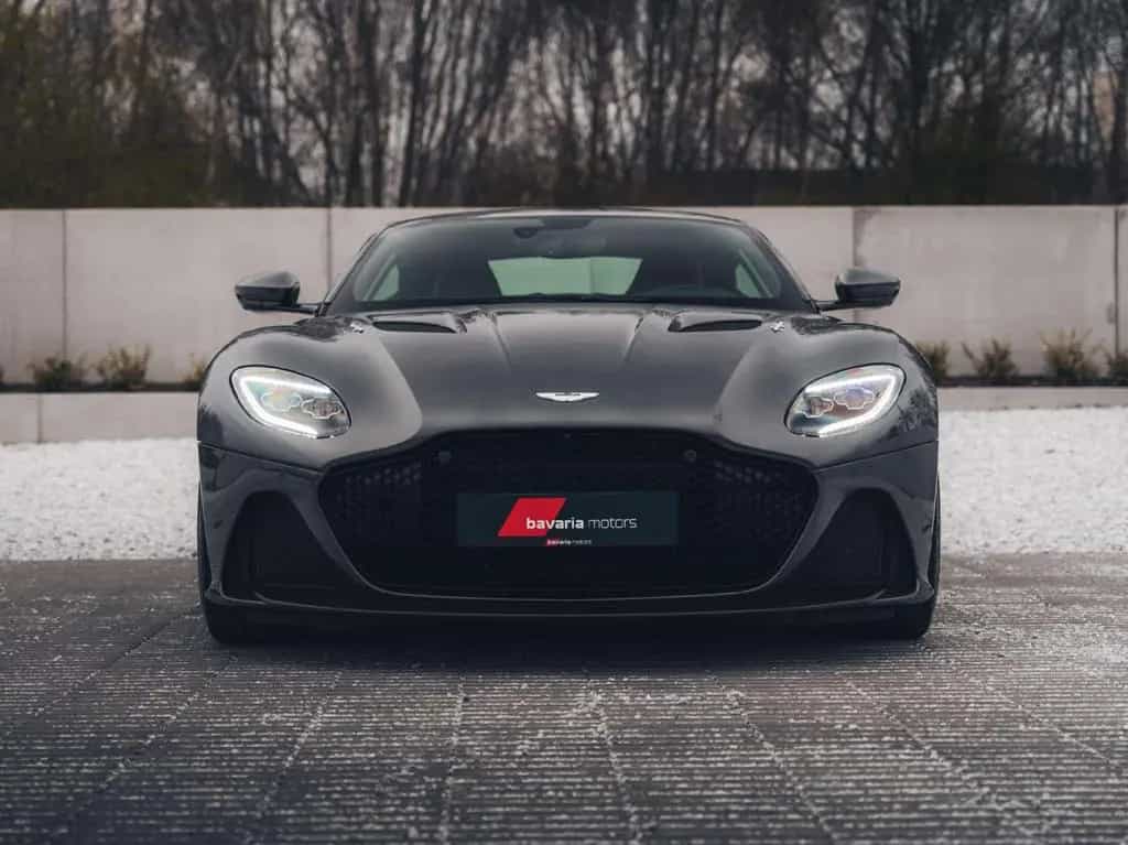 Aston Martin DBS Superleggera / Magnetic Silver / Jewellery P 01/2022-photo-1