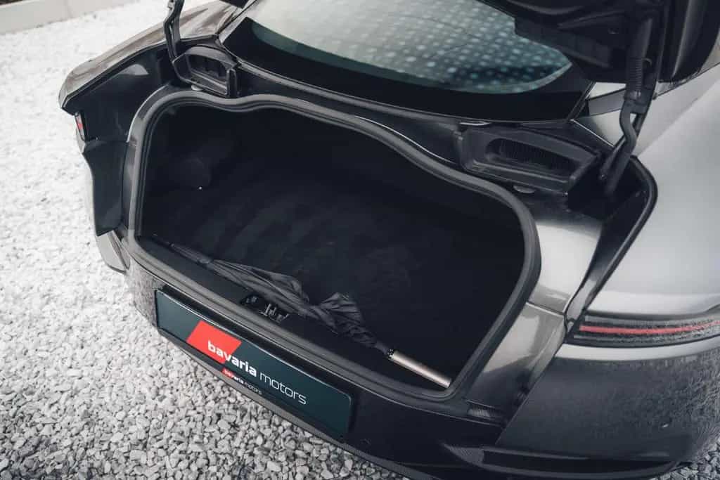 Aston Martin DBS Superleggera / Magnetic Silver / Jewellery P 01/2022-photo-26