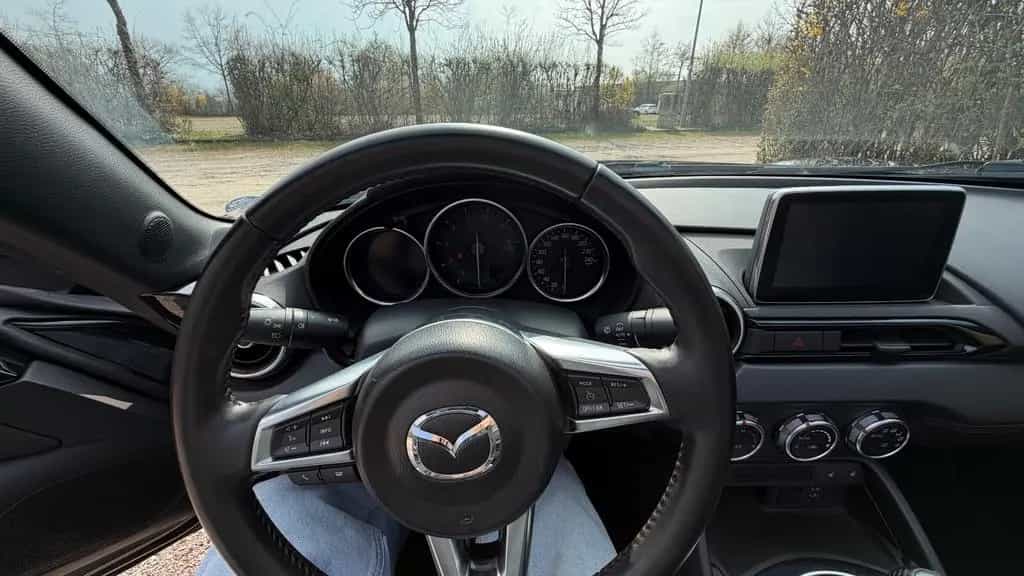 Mazda MX-5 2.0 SKYACTIV-G 160 Sports-Line Sports-Line 04/2017-photo-14