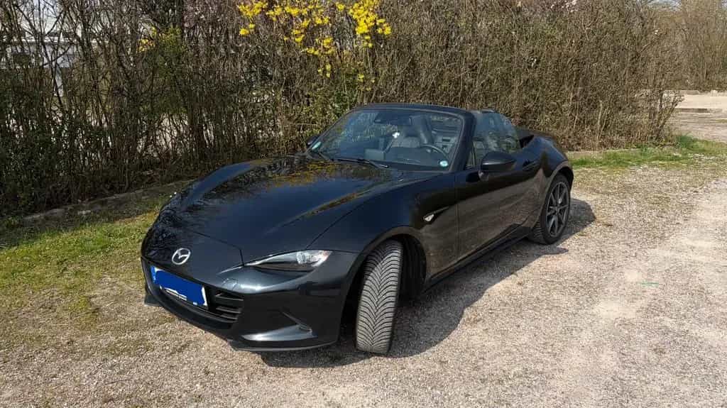 Mazda MX-5 2.0 SKYACTIV-G 160 Sports-Line Sports-Line 04/2017-photo-2