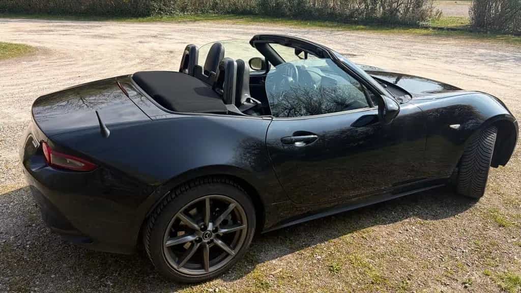 Mazda MX-5 2.0 SKYACTIV-G 160 Sports-Line Sports-Line 04/2017-photo-3