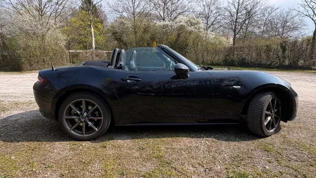 Mazda MX-5 2.0 SKYACTIV-G 160 Sports-Line Sports-Line 04/2017-photo-4