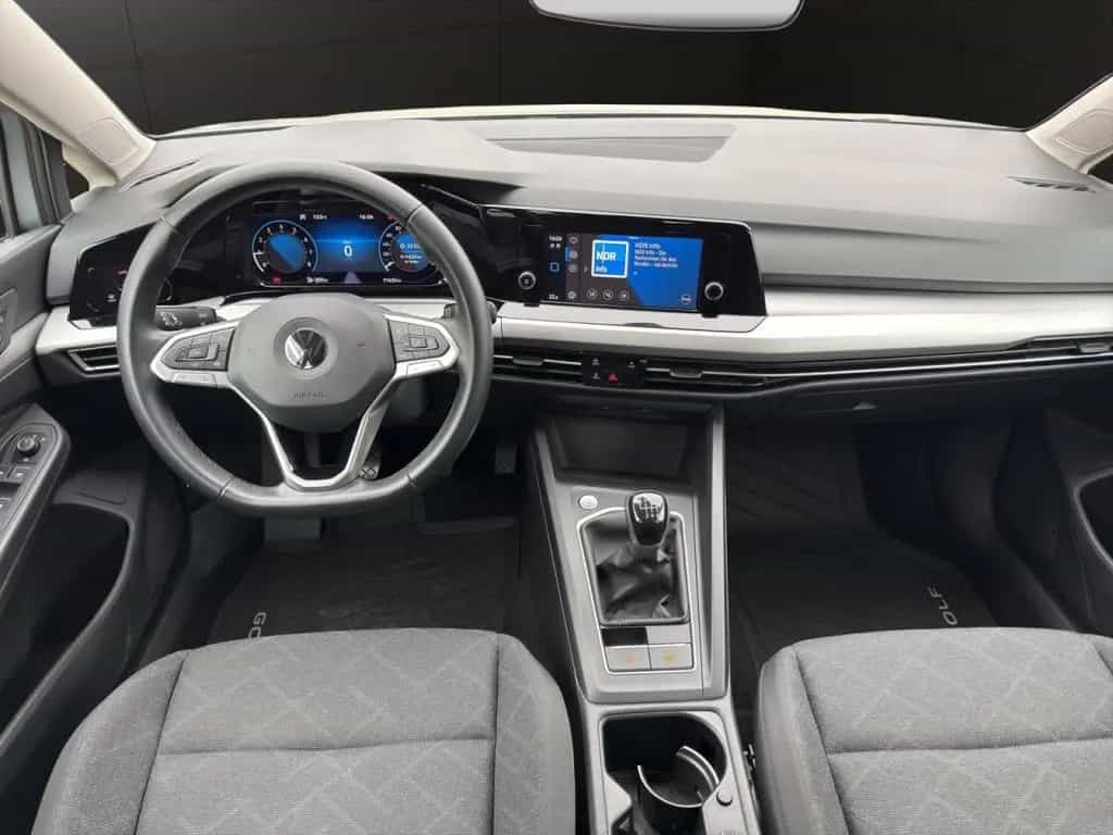 Volkswagen Golf 1.5 TSI Life APP+PDC+SPURASSIST+LED+KLIMA 10/2020-photo-12