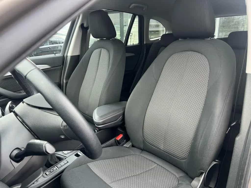 BMW X1 sDrive18i ANHÄNGEKUPPLUNG DAB NAVI UVM. 01/2022-photo-13