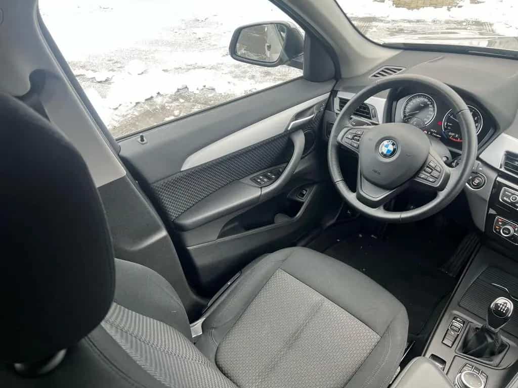 BMW X1 sDrive18i ANHÄNGEKUPPLUNG DAB NAVI UVM. 01/2022-photo-29