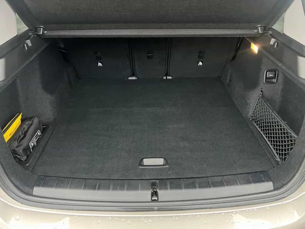 BMW X1 sDrive18i ANHÄNGEKUPPLUNG DAB NAVI UVM. 01/2022-photo-31