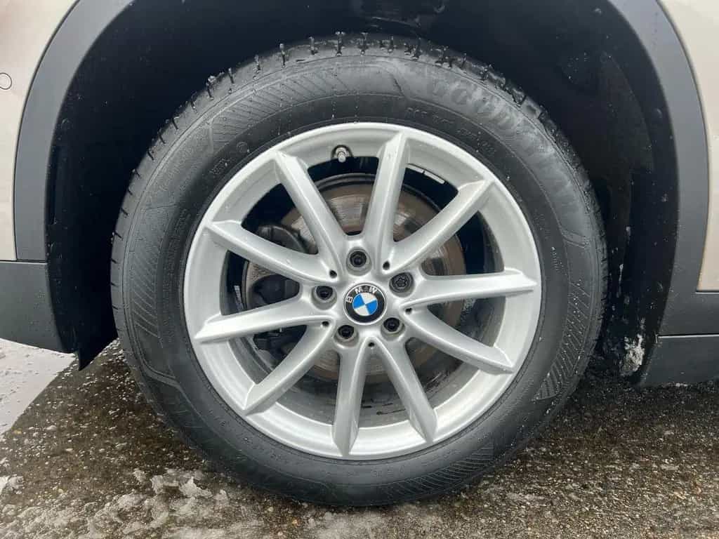 BMW X1 sDrive18i ANHÄNGEKUPPLUNG DAB NAVI UVM. 01/2022-photo-38