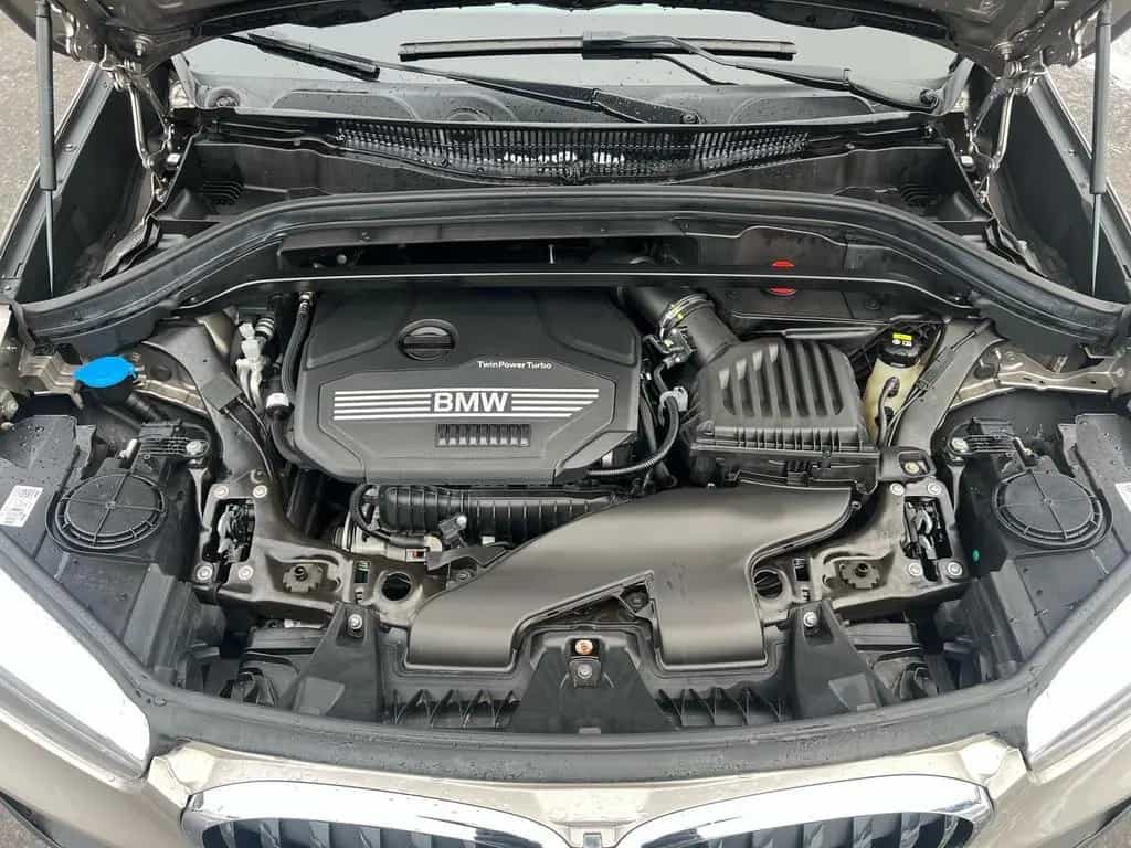 BMW X1 sDrive18i ANHÄNGEKUPPLUNG DAB NAVI UVM. 01/2022-photo-41