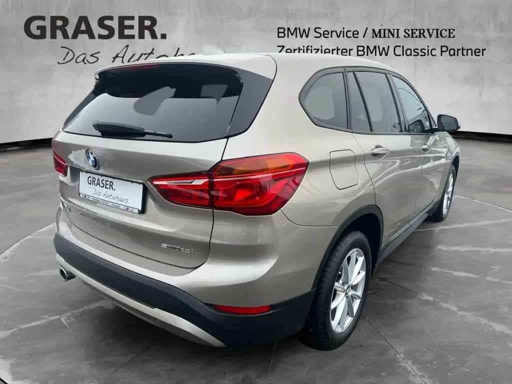 BMW X1 sDrive18i ANHÄNGEKUPPLUNG DAB NAVI UVM. 01/2022-photo-5