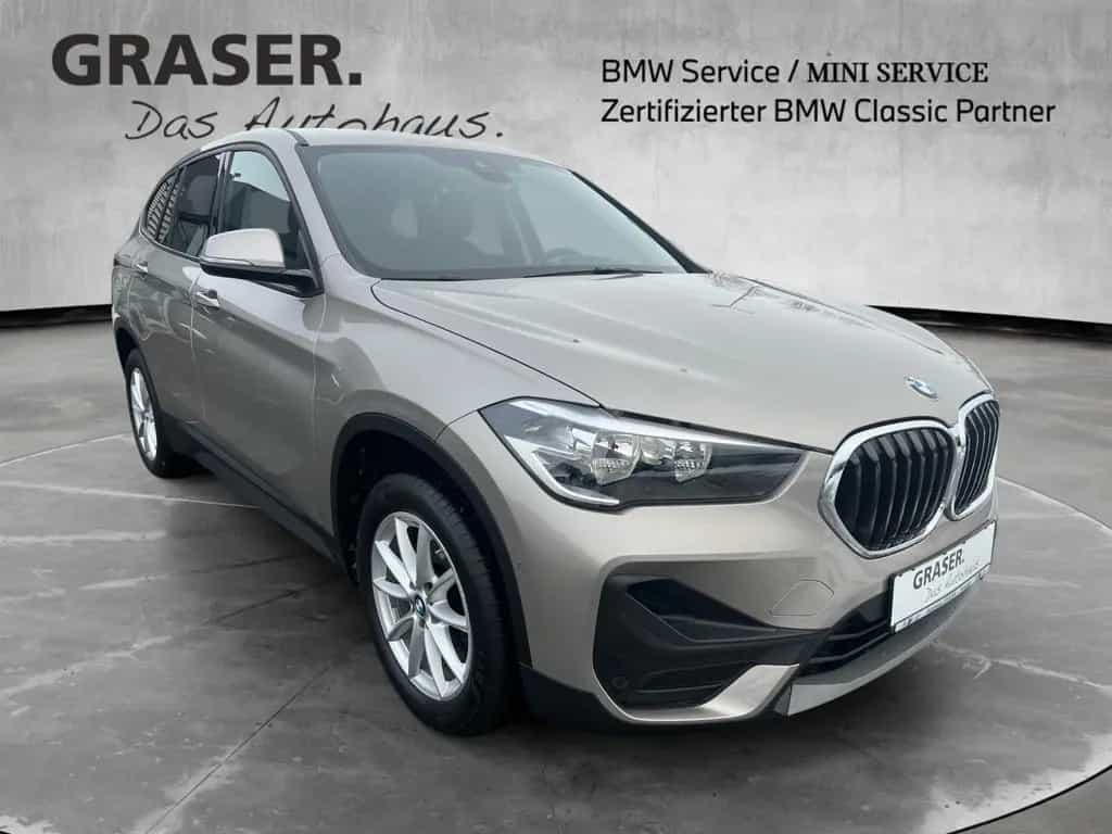 BMW X1 sDrive18i ANHÄNGEKUPPLUNG DAB NAVI UVM. 01/2022-photo-7