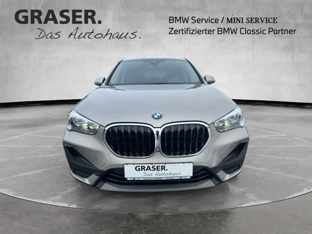 BMW X1 sDrive18i ANHÄNGEKUPPLUNG DAB NAVI UVM. 01/2022-photo-8