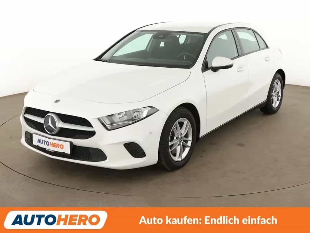 Mercedes-Benz A 200 Aut.*NAVI*PDC*SHZ*TEMPO*KLIMA*MBUX* 04/2019-photo-0