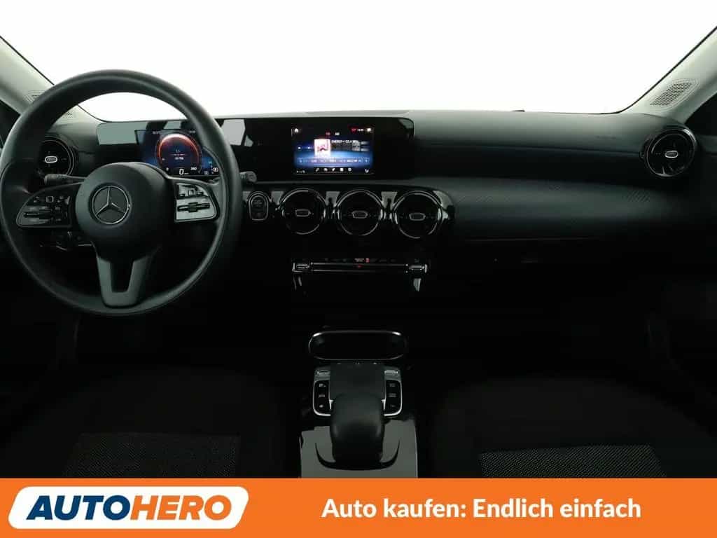 Mercedes-Benz A 200 Aut.*NAVI*PDC*SHZ*TEMPO*KLIMA*MBUX* 04/2019-photo-11