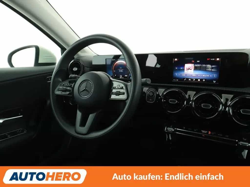 Mercedes-Benz A 200 Aut.*NAVI*PDC*SHZ*TEMPO*KLIMA*MBUX* 04/2019-photo-12