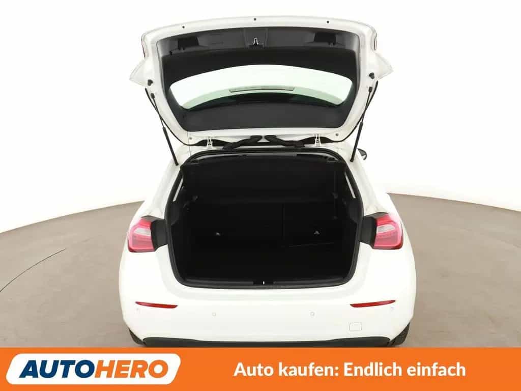 Mercedes-Benz A 200 Aut.*NAVI*PDC*SHZ*TEMPO*KLIMA*MBUX* 04/2019-photo-16