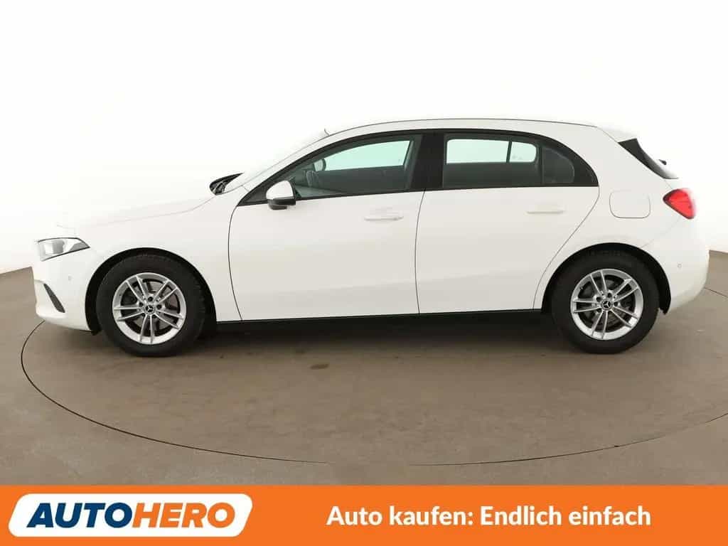 Mercedes-Benz A 200 Aut.*NAVI*PDC*SHZ*TEMPO*KLIMA*MBUX* 04/2019-photo-2