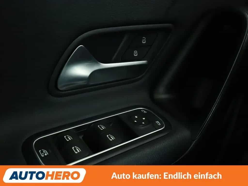 Mercedes-Benz A 200 Aut.*NAVI*PDC*SHZ*TEMPO*KLIMA*MBUX* 04/2019-photo-29