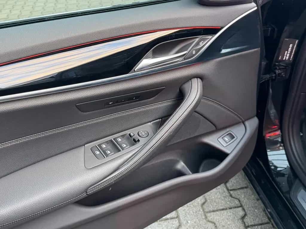 BMW 5 Series 540 i xDrive Sport Line |LEDER|PANO|LED|SOFT|HUD 02/2019-photo-4
