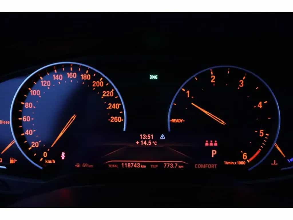 BMW 5 Series 520 d Touring Steptronic Sport Line+LED+NAVI+AHK 12/2019-photo-16