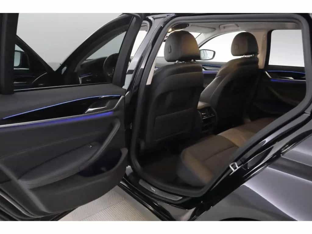 BMW 5 Series 520 d Touring Steptronic Sport Line+LED+NAVI+AHK 12/2019-photo-18