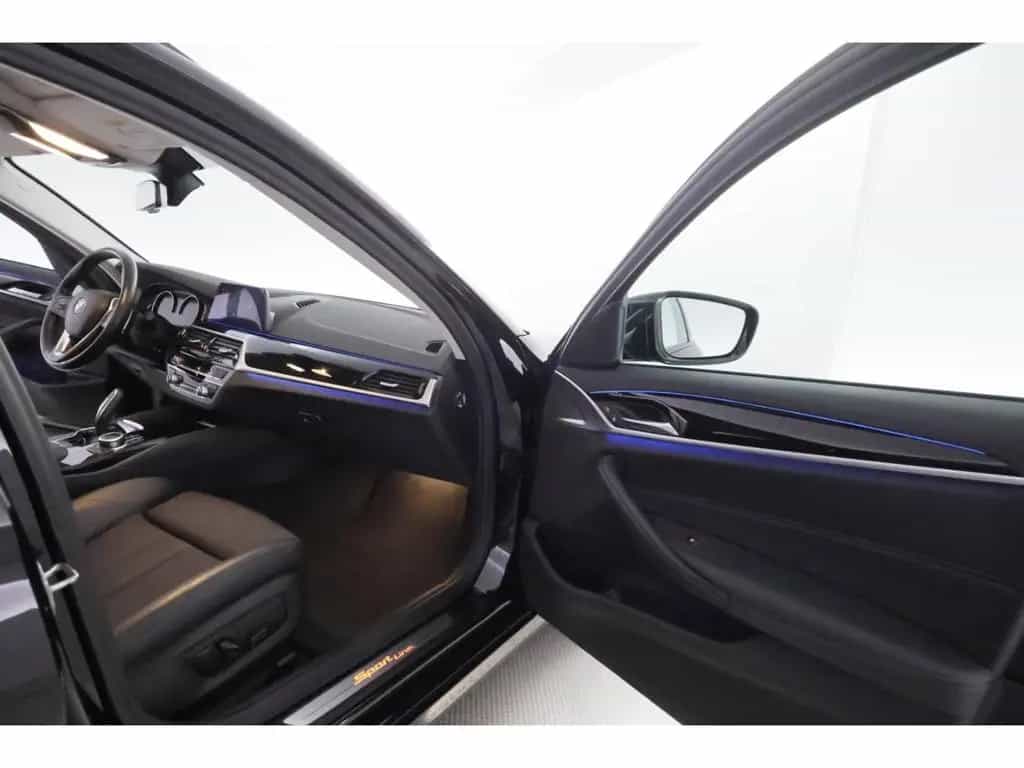BMW 5 Series 520 d Touring Steptronic Sport Line+LED+NAVI+AHK 12/2019-photo-20