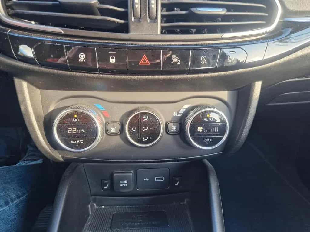 Fiat Tipo 1.0 SPORT- Scheckheft - Vollausstattung 09/2021-photo-11