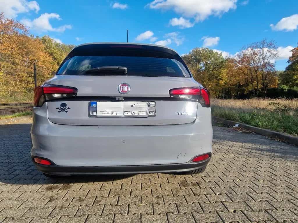 Fiat Tipo 1.0 SPORT- Scheckheft - Vollausstattung 09/2021-photo-3