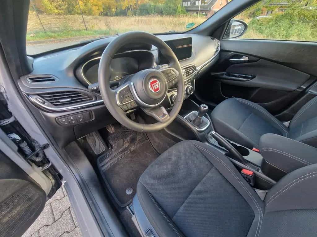 Fiat Tipo 1.0 SPORT- Scheckheft - Vollausstattung 09/2021-photo-8